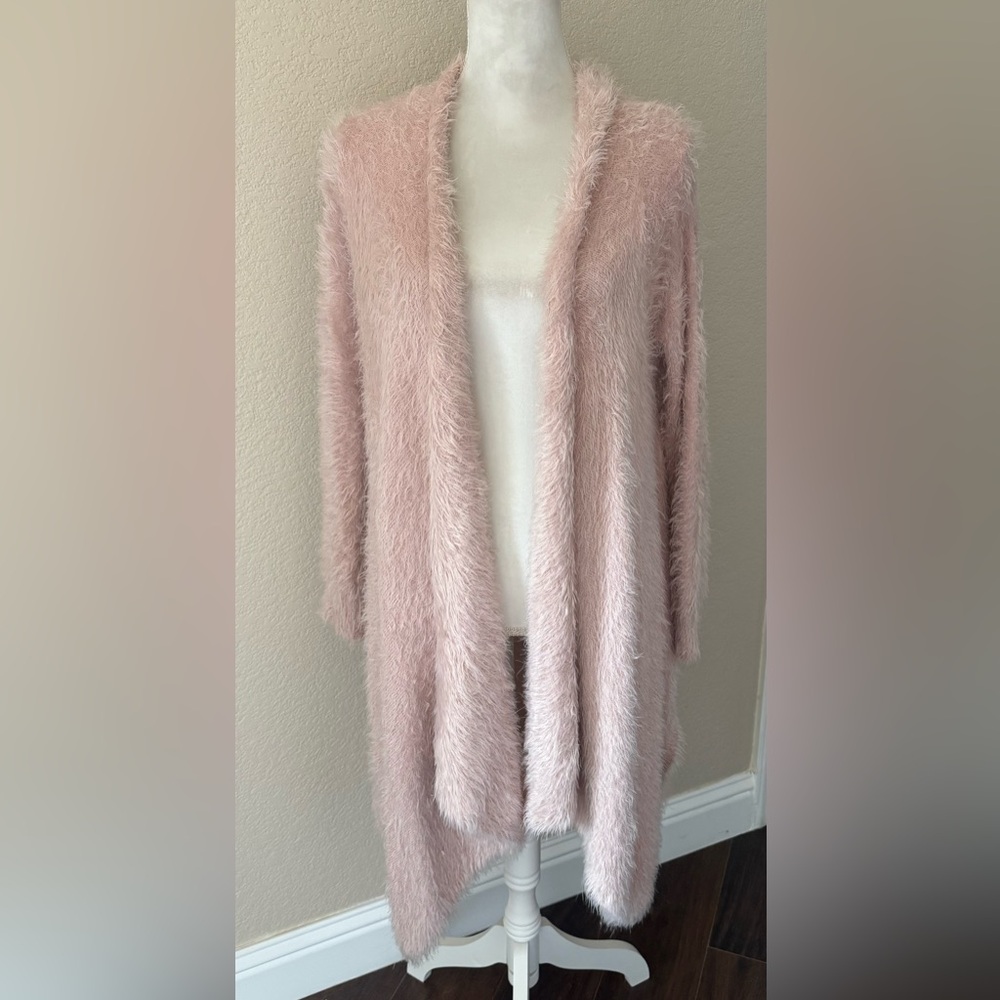 Bobeau Soft Blush Fuzzy Cardigan